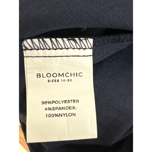 Bloomchic Dress Solid Keyhole‎ Round Neck Pocket Lace Sleeves Navy - Picture 12 of 13